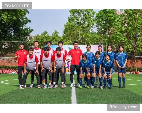 年轻足球新秀强势崛起，未来之星闪耀赛场