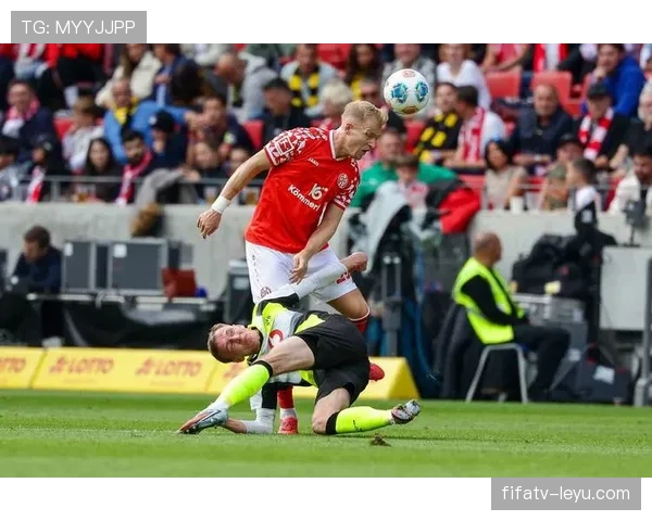 拜仁慕尼黑定位球战术显神威,关键胜利助力状态回暖 拜仁慕尼黑定位球战术显神威,关键胜利助力状态回暖