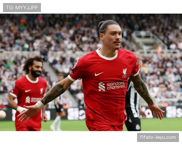 范戴克公布术后恢复计划,力争早日重返赛场再展亮眼表现 范戴克公布术后恢复计划,力争早日重返赛场再展亮眼表现