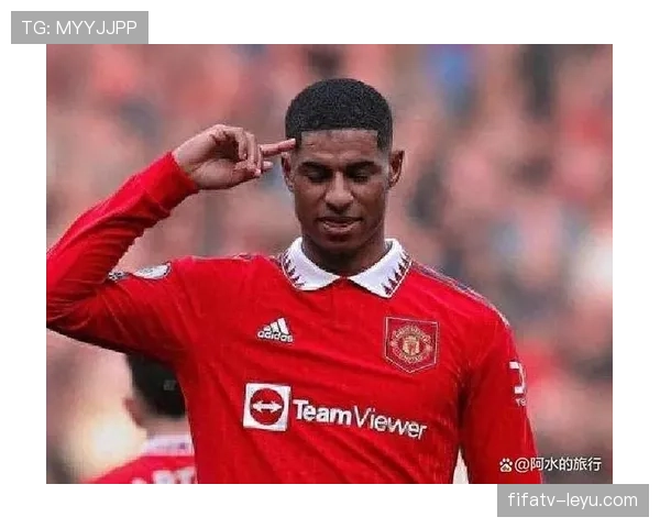 拉菲尼亚与拉什福德争锋首发，新赛季主帅信任归属成焦点